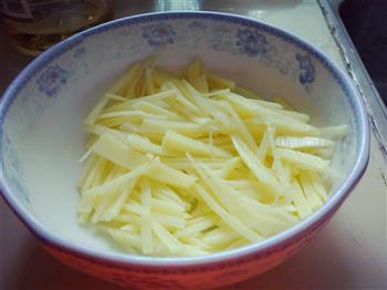 酸溜土豆丝儿的做法步骤2