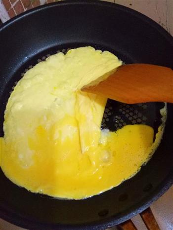 青椒火腿蛋炒饭的做法步骤3
