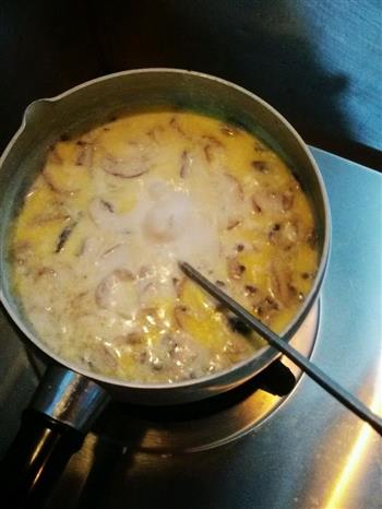 奶油蘑菇汤的做法图解6