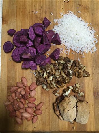核桃紫薯米糊的做法步骤1