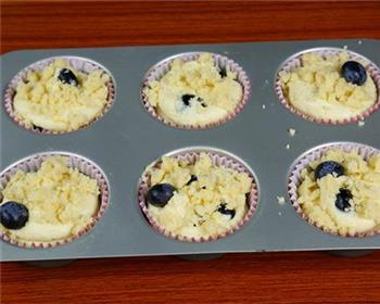 金顶酥粒蓝莓马芬的做法的做法步骤12