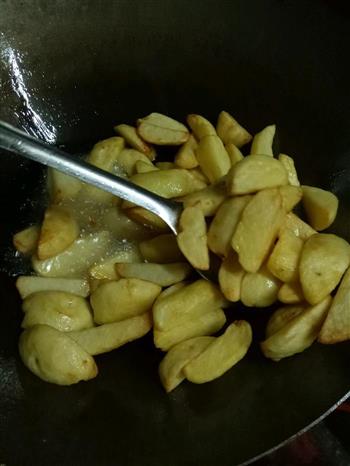 五花肉炖土豆的做法图解4