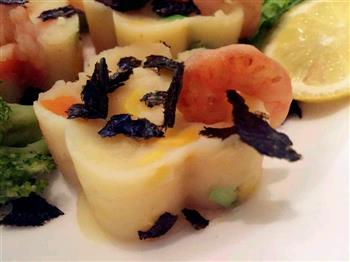 鲜虾蔬菜土豆泥+水果沙拉的做法图解5