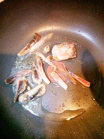 好清淡的腊肉炒芦笋的做法图解2