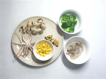 海鲜焗饭的做法步骤2