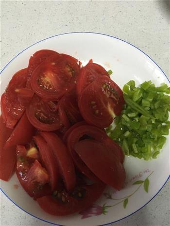 西红柿炒大头菜炒尖椒的做法图解2