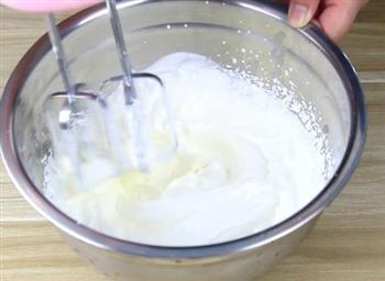 酸奶蓝莓慕斯-用冰箱就可以做的蛋糕的做法步骤6