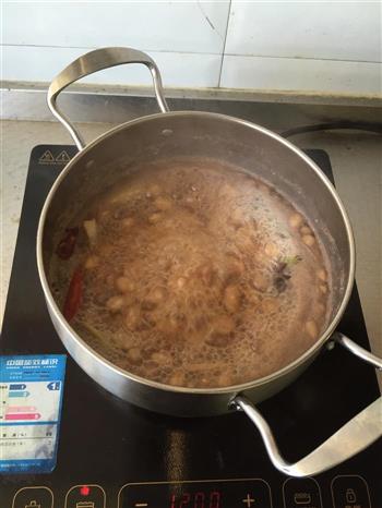 水煮花生米的做法步骤2