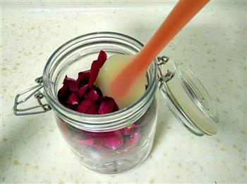 玫瑰糖浆玫瑰饮的做法步骤5