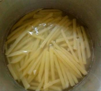 自制薯条的做法步骤1