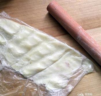 山药紫薯茶巾绞的做法步骤4