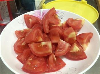西红柿烧茄子的做法步骤2