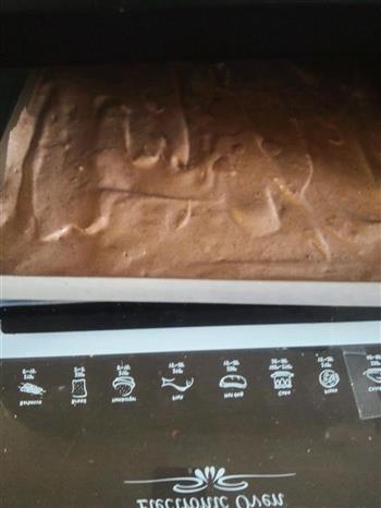 巧克力戚风蛋糕胚的做法步骤3