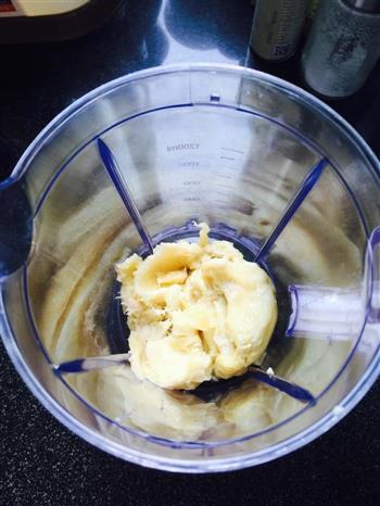 自制榴莲冰淇淋的做法步骤5