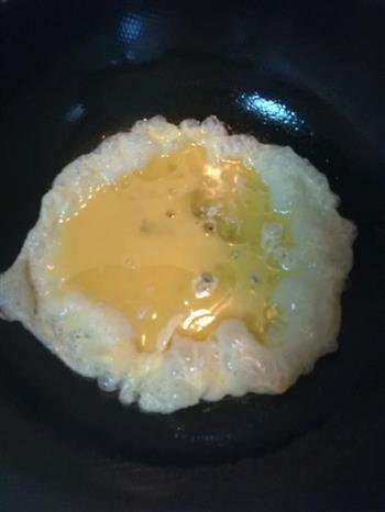 洋葱炒蛋的做法图解2