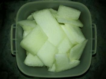 冬瓜汆丸子汤的做法步骤1