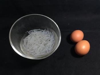 银鱼鸡蛋羹的做法图解1