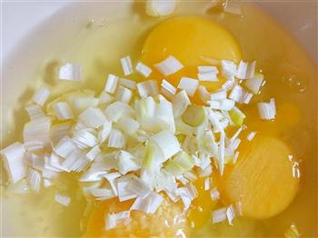 黄秋葵炒鸡蛋的做法步骤3