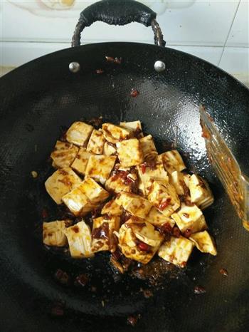 自制牛肉酱调戏嫩豆腐的做法步骤5