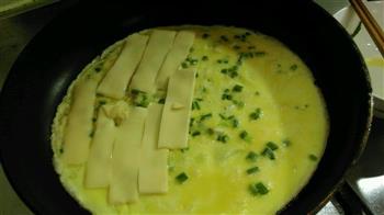 奶酪厚烧蛋的做法图解2