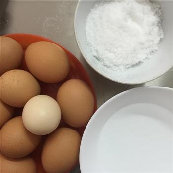 自制咸鸡蛋的做法步骤3