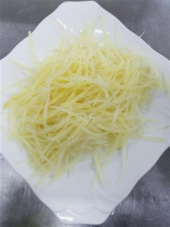 培根虾仁芝士焗土豆泥的做法步骤1