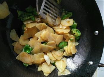 青椒土豆片的做法步骤5