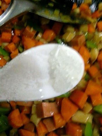 家常小炒素三样-胡萝卜、杏鲍菇、青椒的做法图解8