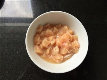香菇薏米滑鸡粥的做法步骤2