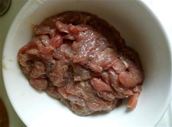 牛肉炒面的做法步骤3