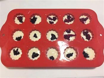 蓝莓果酱雪糕的做法步骤4