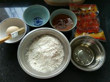 莲蓉月饼的做法步骤1