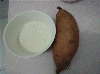 红薯稀饭的做法步骤1