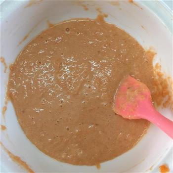 胡萝卜煎饼一专治不吃胡萝卜的宝宝的做法步骤2