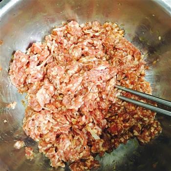 牛肉茴香饺子的做法步骤1