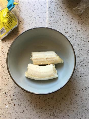 宝宝辅食-香蕉鸡蛋红豆沙卷的做法步骤3