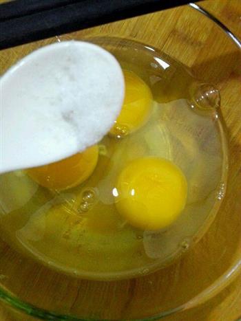 减肥菜-秋葵辣椒炒鸡蛋的做法步骤3