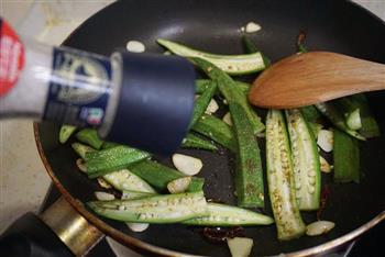 古朴烹饪法烤秋葵的做法步骤5