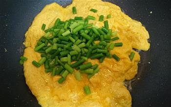 蒜苔腊肉炒鸡蛋的做法步骤15