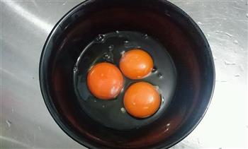 蒜苔腊肉炒鸡蛋的做法图解5