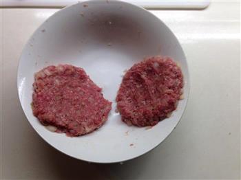 经典牛肉汉堡的做法图解7