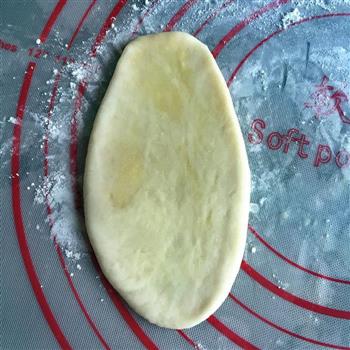 层层酥脆，口口香-香葱牛舌饼的做法步骤7