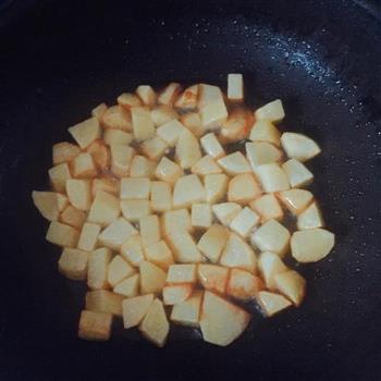 简易拔丝土豆的做法步骤4