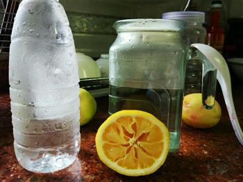 百香果柠檬蜂蜜水的做法图解1