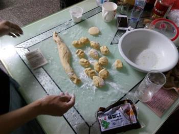 豆沙南瓜饼的做法步骤3