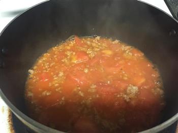 番茄肉酱面的做法步骤2