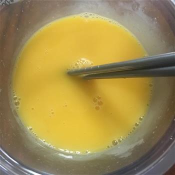 酒酿圆子鸡蛋汤的做法步骤2