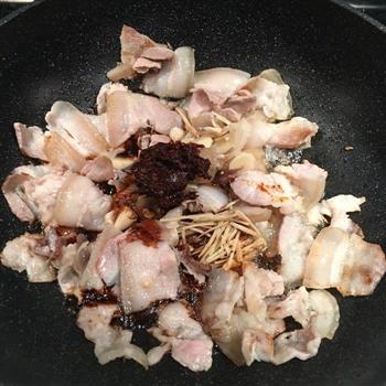 四川味道家常回锅肉的做法步骤6