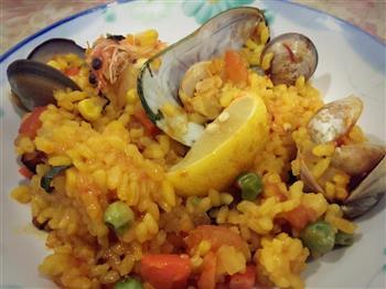 西班牙海鲜饭的做法步骤13