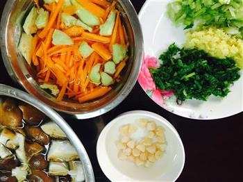 五花肉萝卜饭-参考泉州萝卜饭做的的做法步骤1